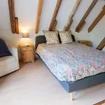 Les Jardins Du Nideck Homestay Oberhaslach
