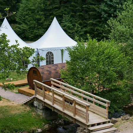 Δωμάτια σε οικογενειακή κατοικία Les Jardins Du Nideck *